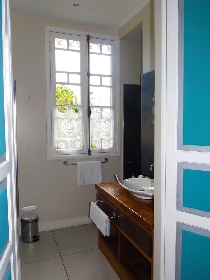 Villa Angelique - Hotel Classe Monument Historique Saint-Denis Eksteriør billede